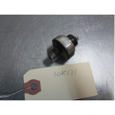 10K121 Engine Oil Pressure Sensor For 11-13 Subaru Forester  2.5 25240KA100